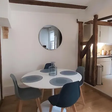 Centre Historique Tours, Confort, Charme 2/4 P Apartment