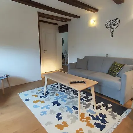 Centre Historique Tours, Confort, Charme 2/4 P Apartment